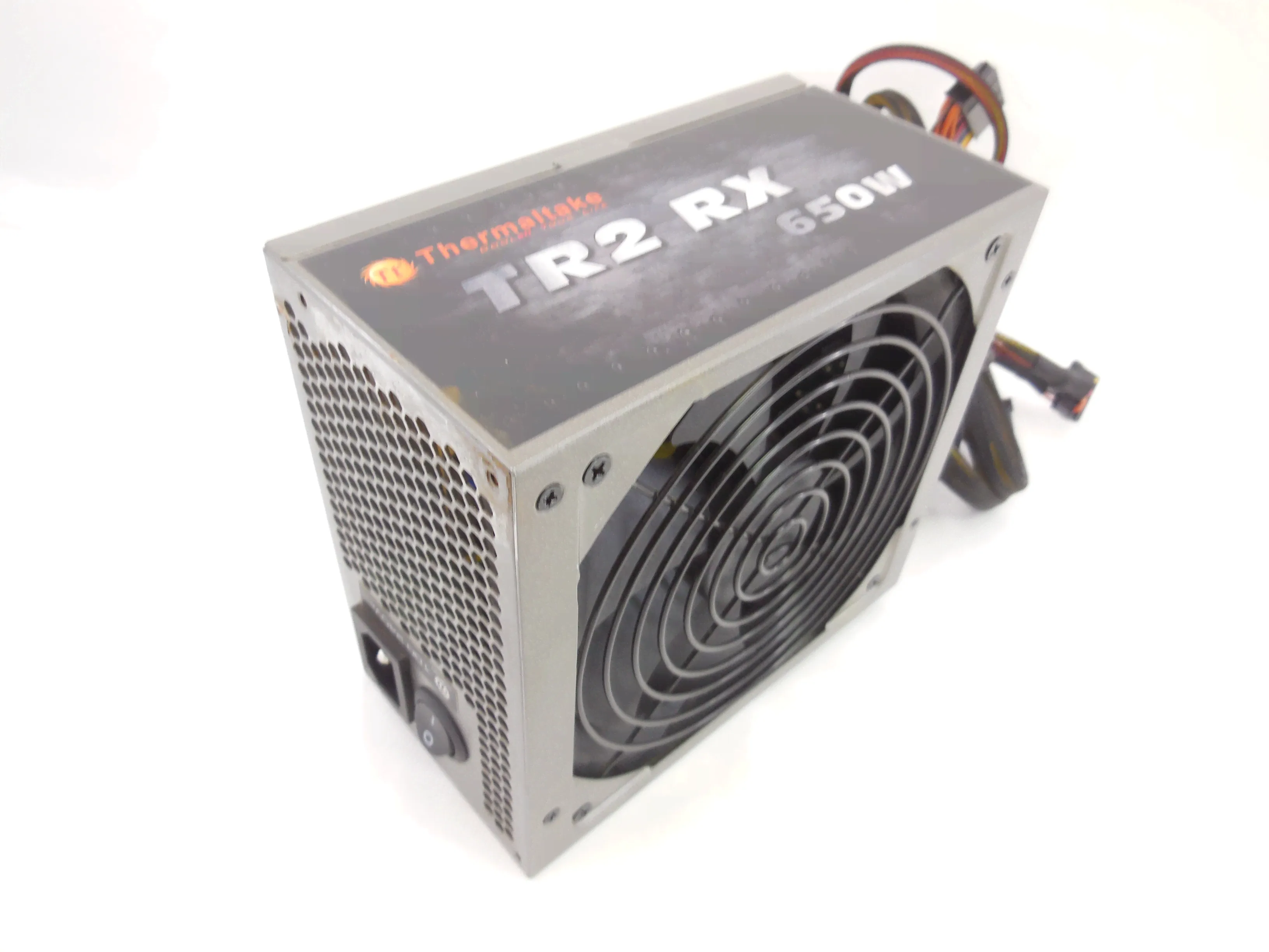 Блок питания Thermaltake TR2 RX TRX-650M 650 Вт-2